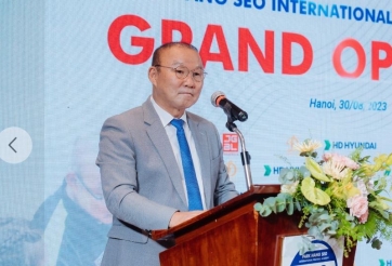 HLV Hang Seo gửi thông điệp về bóng đá tới khán giả Việt Nam