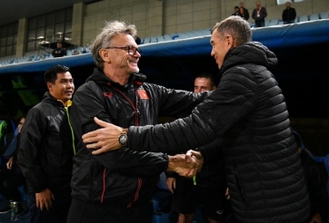 HLV Troussier nói gì khi Việt Nam thua trận thứ 2 liên tiếp?