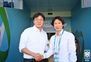 Diễn biến mới vụ HLV Gong Oh Kyun trở lại Việt Nam