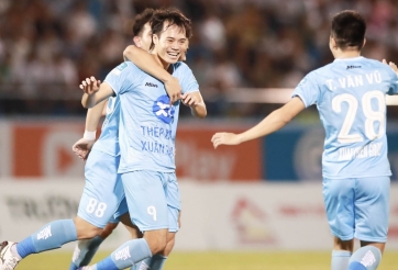 Trợ lý HLV Park Hang Seo nhận xét tiền đạo ĐT Việt Nam