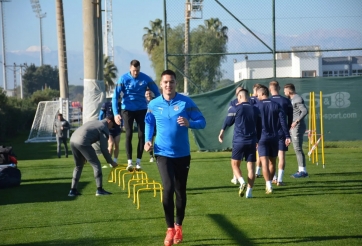 Tại châu Âu, ngôi sao Việt kiều 'ghi điểm cực mạnh' với khán giả Việt Nam