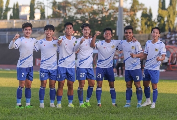 VIDEO: Học trò của HLV Park Hang Seo ghi bàn giúp đội nhà áp sát ngôi đầu