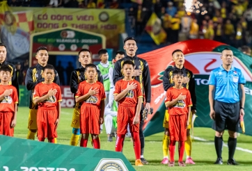 HLV châu Âu không ngớt lời khen ngợi thủ môn Việt Nam