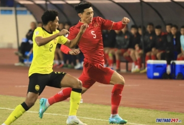 Văn Hậu xuất hiện trở lại trên sân cỏ trước Asian Cup