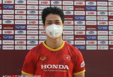 Trung vệ hàng đầu Việt Nam nhận xét thật lòng về Công Phượng