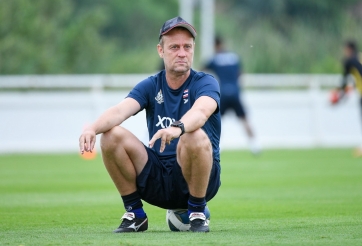 HLV Mano Polking bất ngờ đổi kế hoạch với CAHN