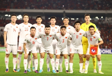 HLV Kim Sang Sik nhận tin buồn ở ĐT Việt Nam