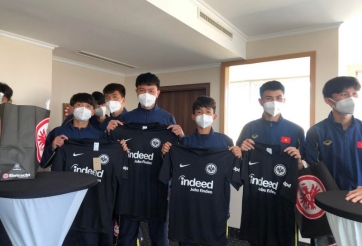 Sau Dortmund, U17 Việt Nam 'nhận quà' từ CLB hàng đầu nước Đức