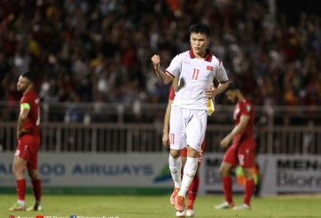 Tân binh ghi cú đúp, ĐT Việt Nam thắng trận đầu tiên sau 5 năm tại Thống Nhất