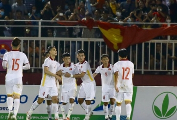 VIDEO: Sao Việt kiều kiến tạo, Tuấn Hải ghi bàn đầu tiên ở ĐT Việt Nam