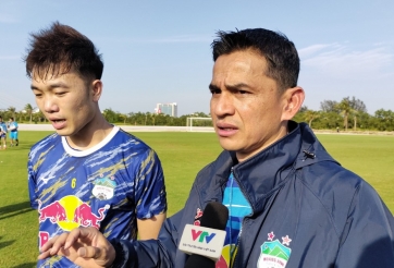Xuân Trường làm 'trợ lý' HLV Kiatisak, HAGL sẵn sàng cho Cúp Tứ hùng