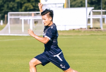 Pau FC tung hình ảnh mới nhất của Quang Hải, NHM Việt Nam gửi 'bão tim'