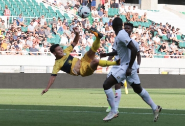 Quang Hải đá chính, Pau FC có điểm số đầu tiên tại Ligue 2