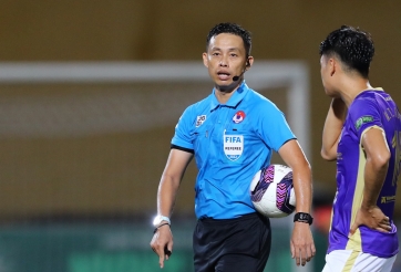 Trọng tài FIFA tiếp tục 'trả giá đắt' sau sai lầm ở V-League
