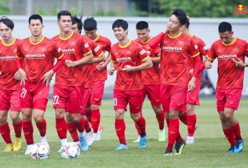 HLV Singapore ấn tượng với sự tiến bộ của một cầu thủ ĐTVN
