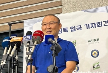 Rời Việt Nam, HLV Park Hang Seo lập tức tạo cơn sốt cực lớn