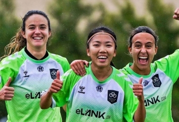 Lank FC chúc mừng Huỳnh Như trước cột mốc lịch sử