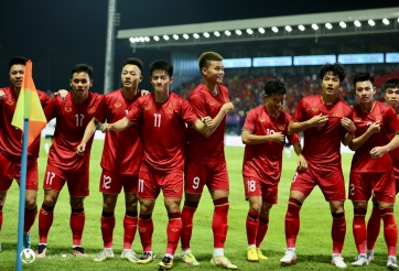 Bầu Hiển bất ngờ gặp riêng một cầu thủ U22 Việt Nam