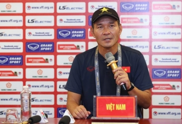 HLV Nhật Bản bất ngờ gửi thông điệp đến HLV trưởng ĐT Việt Nam