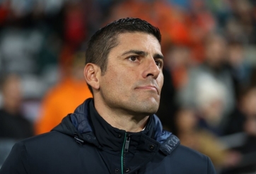 Thua trận ra quân, HLV Bồ Đào Nha quyết chơi 'tất tay' với ĐT Việt Nam