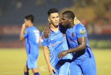 Tiến Linh nổ súng, Bình Dương thoát đáy bảng V-League