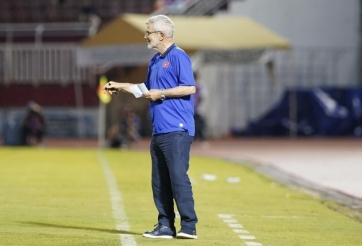 HLV Calisto lại ghi dấu ấn cùng bóng đá Việt Nam