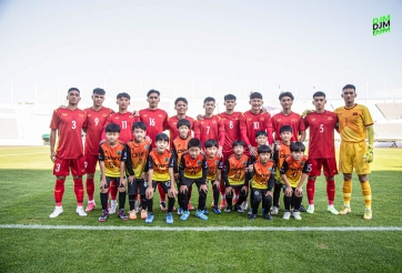 Cầu thủ Việt Nam lọt Top 60 thế giới nhận tin kém vui