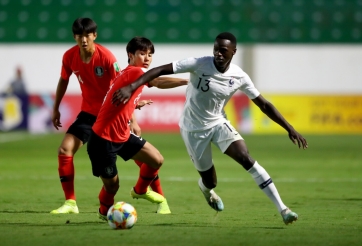 Lịch thi đấu bóng đá hôm nay 15/11: Sôi động Vòng loại World Cup 2026