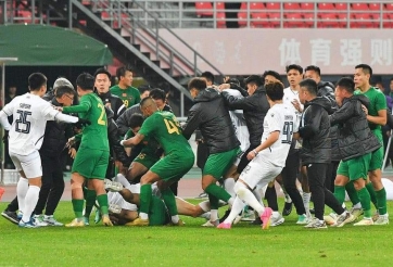 LĐBĐ Châu Á phạt nặng đội Trung Quốc và Thái Lan