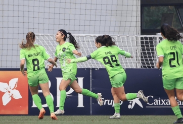 Huỳnh Như 'ghi điểm', cùng Lank FC gây sốc