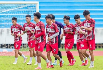 9 cầu thủ Việt Nam bị treo giò