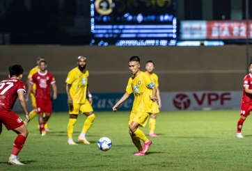 Doãn Ngọc Tân lập siêu phẩm, Thanh Hóa suýt khiến người Thái 'ôm hận'