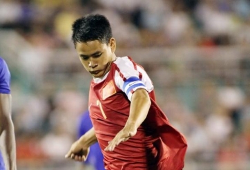 Tiền đạo Việt Nam ghi hơn 100 bàn bất ngờ xuống hạng Nhì