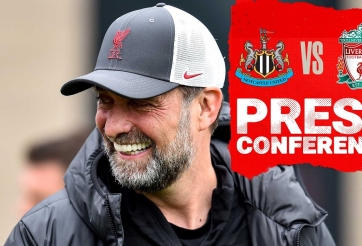 Pep Guardiola đá xoáy Jurgen Klopp và Alex Ferguson