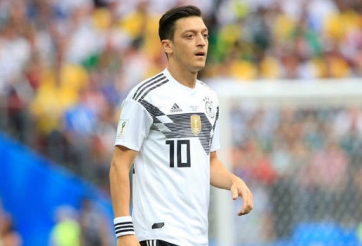 Lý do ‘động trời’ đằng sau việc Mesut Ozil bất ngờ ‘dự khán’ trận Tây Ban Nha - Đức