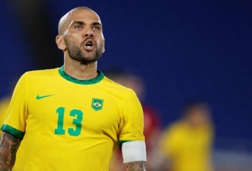 Vừa vào tù, Dani Alves đã ra tuyên bố cực cứng