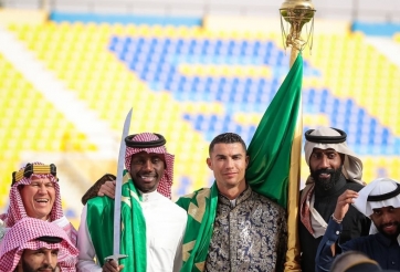 Ronaldo thể hiện quyền lực, bắt Al Nassr phải thực hiện ngay phi vụ khó tin