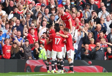 Phản bội MU, 'cừu đen' đối mặt với nguy cơ thất nghiệp