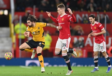 Chuyển nhượng MU 28/3: Mở cuộc đàm phán với tiền vệ chất lượng, sắp để 'gà nhà' ra đi