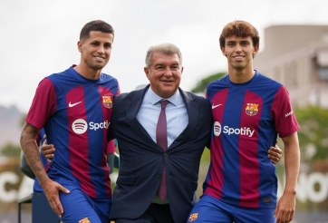 Cựu sao Barcelona hết cửa quay về Nou Camp