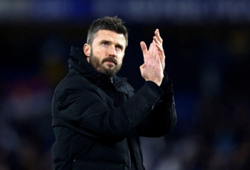 HLV Carrick ngăn cản 3 cầu thủ rời khỏi MU