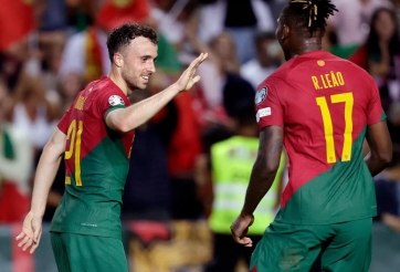 Đồng đội cũ rơi nước mắt khi nói về Diogo Jota