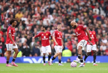 Chuyển nhượng MU 13/3: Nhận tin buồn từ mục tiêu tiền vệ, chuẩn bị chia tay tiền đạo