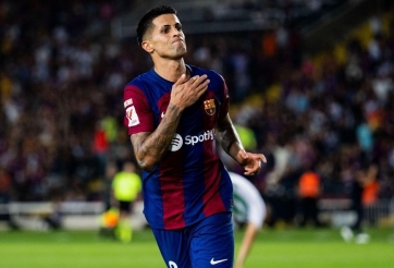 Barcelona hy vọng Cancelo tự chấm dứt hợp đồng