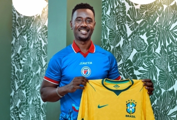 CĐV Haiti rơi vào thế khó: Yêu Brazil cả đời, nay phải cổ vũ quê hương