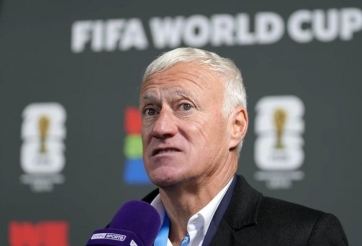 HLV Deschamps: 'Trọng tài có đủ trình độ bắt bán kết World Cup?'