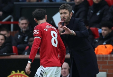 Tạm biệt Bruno Fernandes, Man United chấm thiên tài số 10 “đá điên như Maradona”