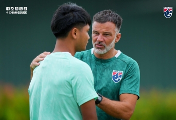 HLV Thái Lan bất ngờ khi Kim Sang Sik muốn Xuân Son ghi hat-trick