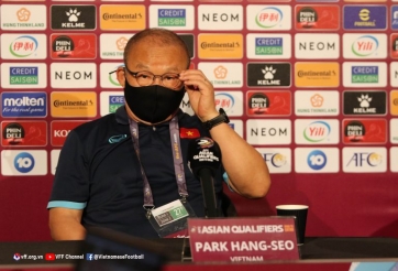 Nhận thất bại ‘đau đớn’, truyền thông quê nhà buông lời ‘cay đắng’ với HLV Park