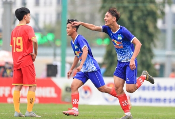 Đàn em Công Phượng, Văn Toàn thi đấu thăng hoa, HAGL nối dài chuỗi trận toàn thắng